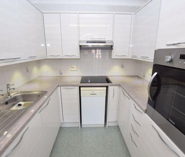 2 bedroom retirement property to rent - Photo 1