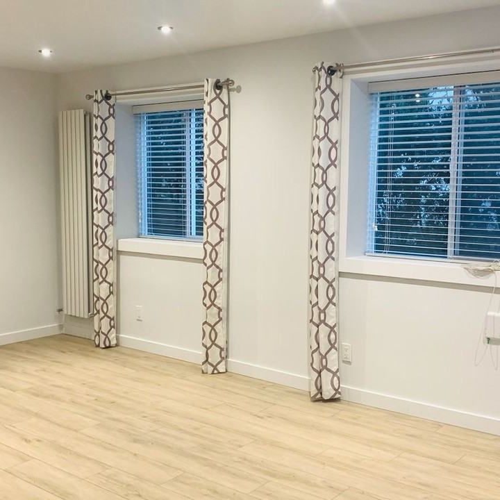 955 East 10th Avenue condo — Vancouver, BC (2-Bedroom) - 2 Bedroom - Photo 1