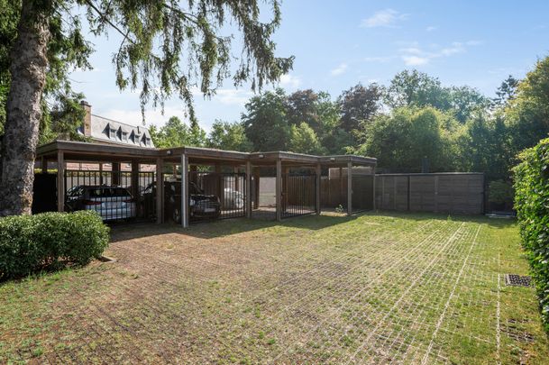 Duplex app. met terras en carport vlakbij het centrum. - Foto 1