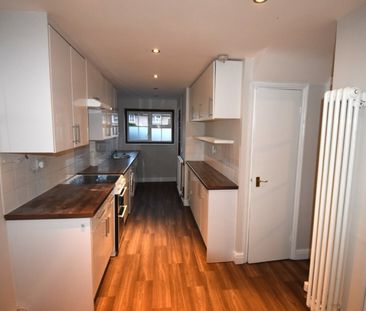 3 bedroom House - LODGEFIELD, WELWYN GARDEN CITY - Photo 3