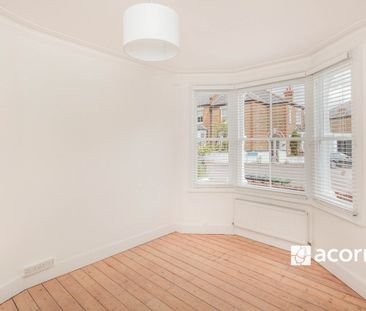 Flat to rent - Salehurst Road, London, SE4 - Photo 1