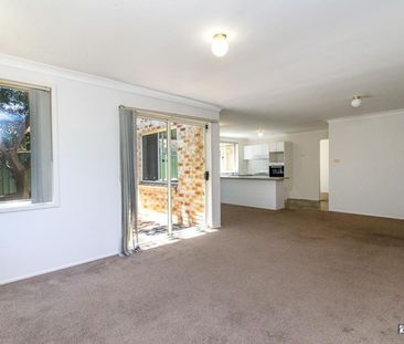 Large four bedroom home - Photo 2