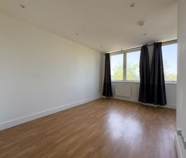 Studio to rent - Photo 6
