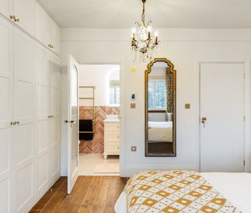 4 bedroom semi-detached house to rent - Photo 2