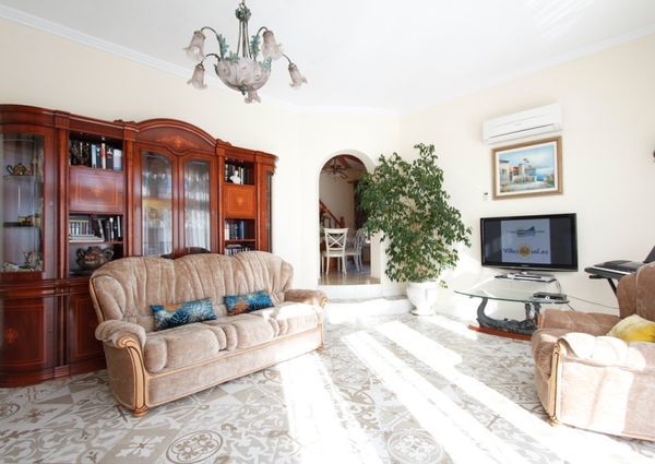 For rent villa with private pool near the beach in Cumbre del Sol, Benitachell