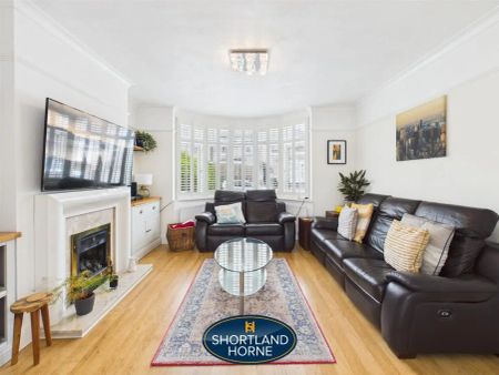 Lavender Avenue, Coundon, Coventry - Photo 2