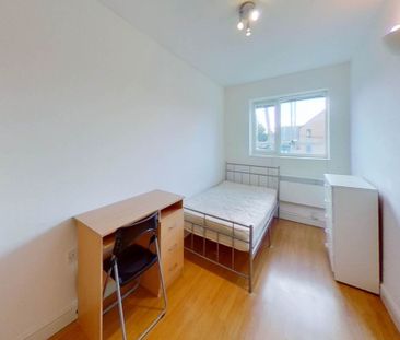 Price £1,200 pcm - Available Now - Furnished - Photo 6