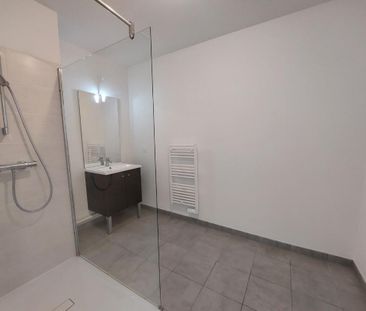 Location Appartement 3 pièces 71m² LE MESNIL ESNARD 76240 - Photo 4
