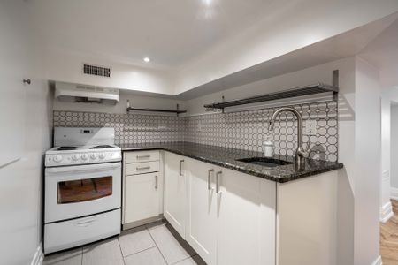 For Lease - 5 Ivy Avenue Unit# Lower, Toronto, Ontario - Photo 3