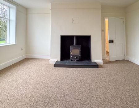 5 bedroom farm house to rent - Photo 5