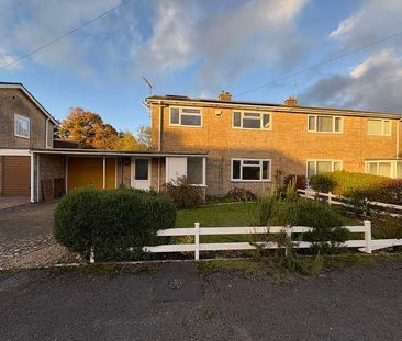 Fairfield Close, Marshfield, Chippenham, Wiltshire, SN14 - Photo 2