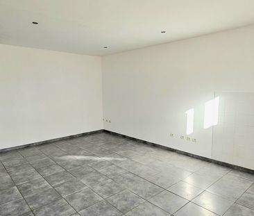 Location Appartement 2 pièces 54m² GONFARON 83590 - Photo 6