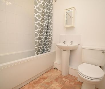 Gorton Street, Kinsley, Pontefract - Photo 3