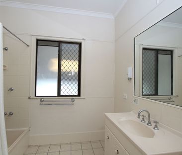 22b Moffatt Street, Ipswich QLD 4305 - House For Rent | Domain - Photo 4