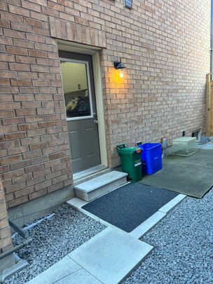 For Lease - 51 Murray Leonard Lane Unit# (Basement Apartment), East Gwillimbury, Ontario - Photo 1