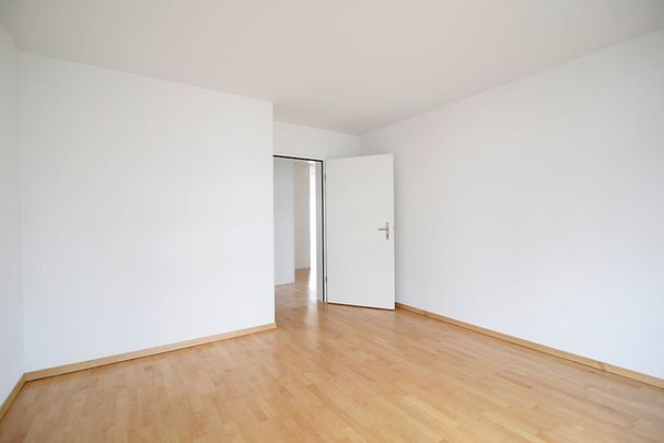 "Spacious 4.5-room apartment in a quiet location!" - Photo 1