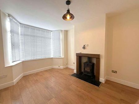 West Park Avenue, Northfield, B31 - Photo 3