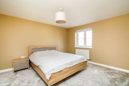 5 bedroom detached house to rent - Photo 5