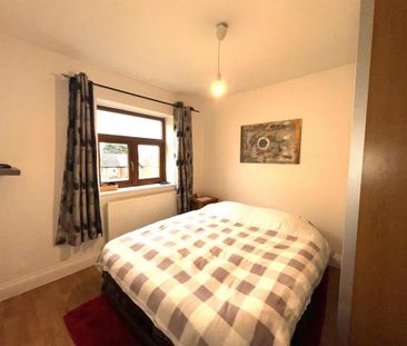 5 bedroom semi-detached house to rent - Photo 6