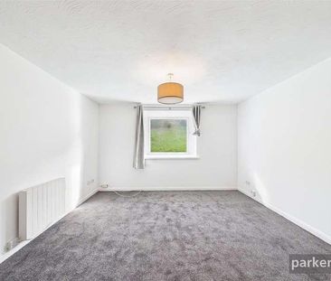 Tippett Rise, Reading, Berkshire, RG2 - Photo 2