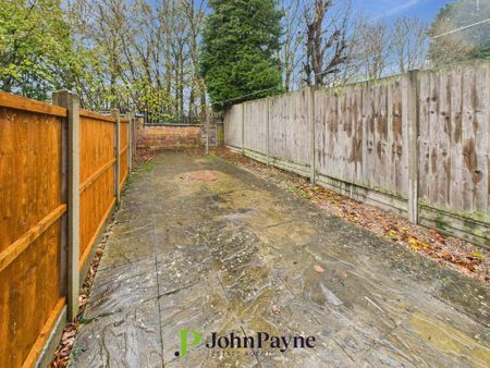 3 bedroom terraced house to rent - Photo 2