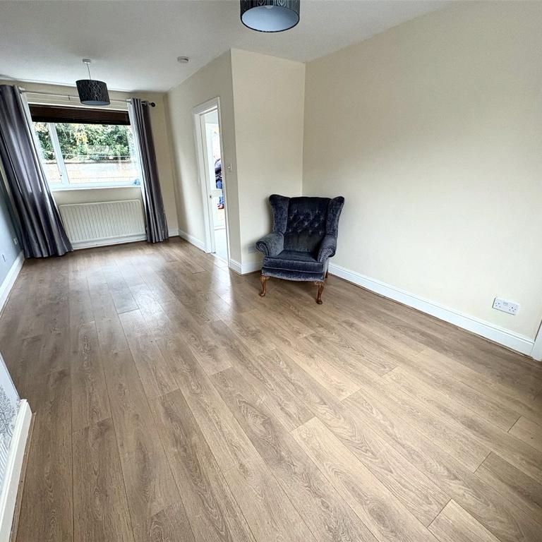 3 bedroom detached house to rent - Photo 1