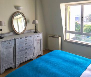 3-Bed Penthouse with Sea Views in Monte Estoril - Photo 5