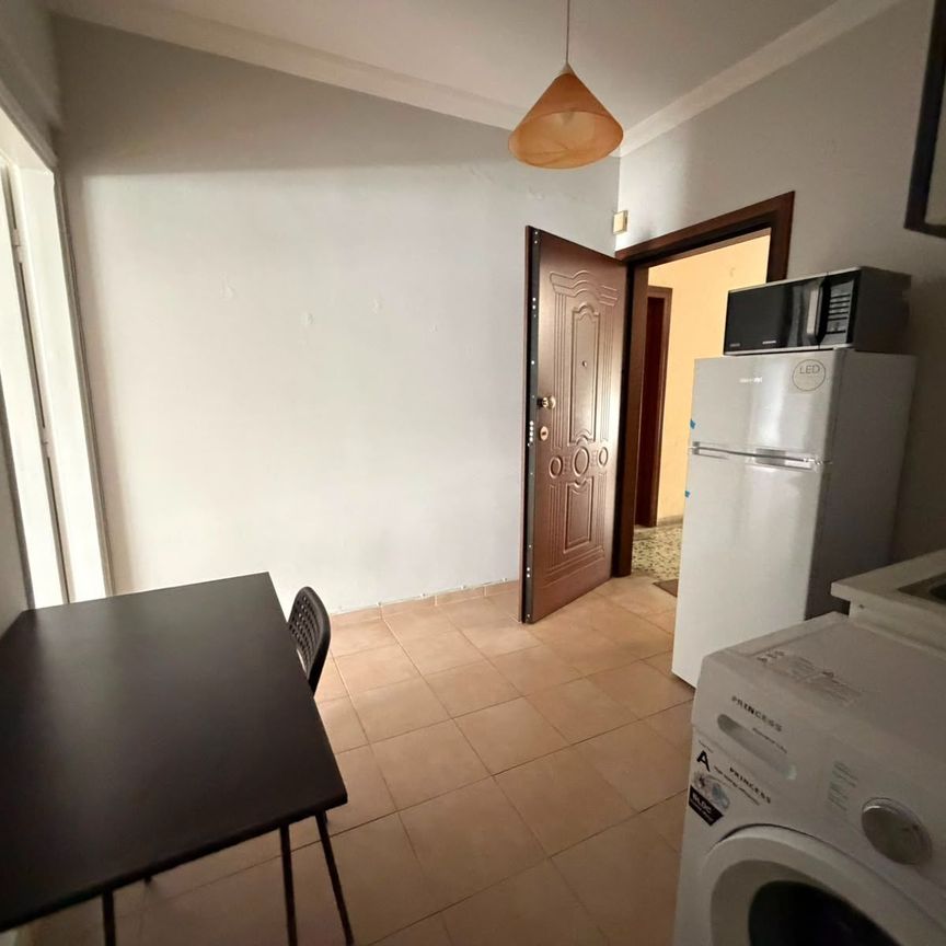 Studio/Γκαρσονιέρα για ενοικίαση Αντιγονιδών (Κέντρο Θεσσαλονίκης) - Φωτογραφία 1