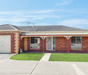 Low-Maintenance Living in a Convenient Location - Photo 6