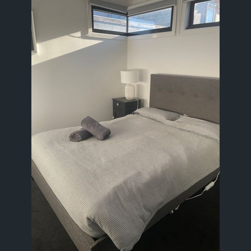 Unit 2/4 Lefroy St, North Hobart, Tas 7000 - Photo 1