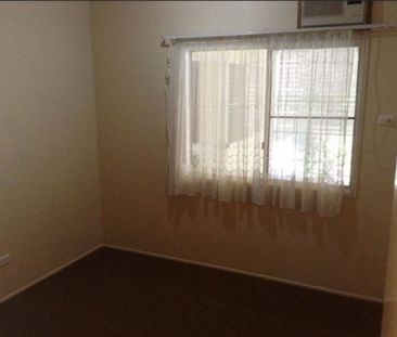 &ast;&ast; 3-Bedroom High Set Home in Moranbah 4744 QLD - Good Size for Family Living&excl;&ast;&ast; - Photo 5