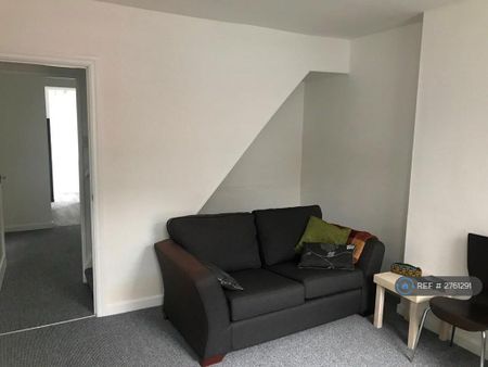 2 bedroom terraced house to rent - Photo 2