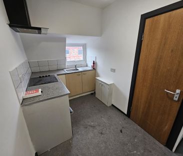 Breck Road, Liverpool, L4 - Photo 2