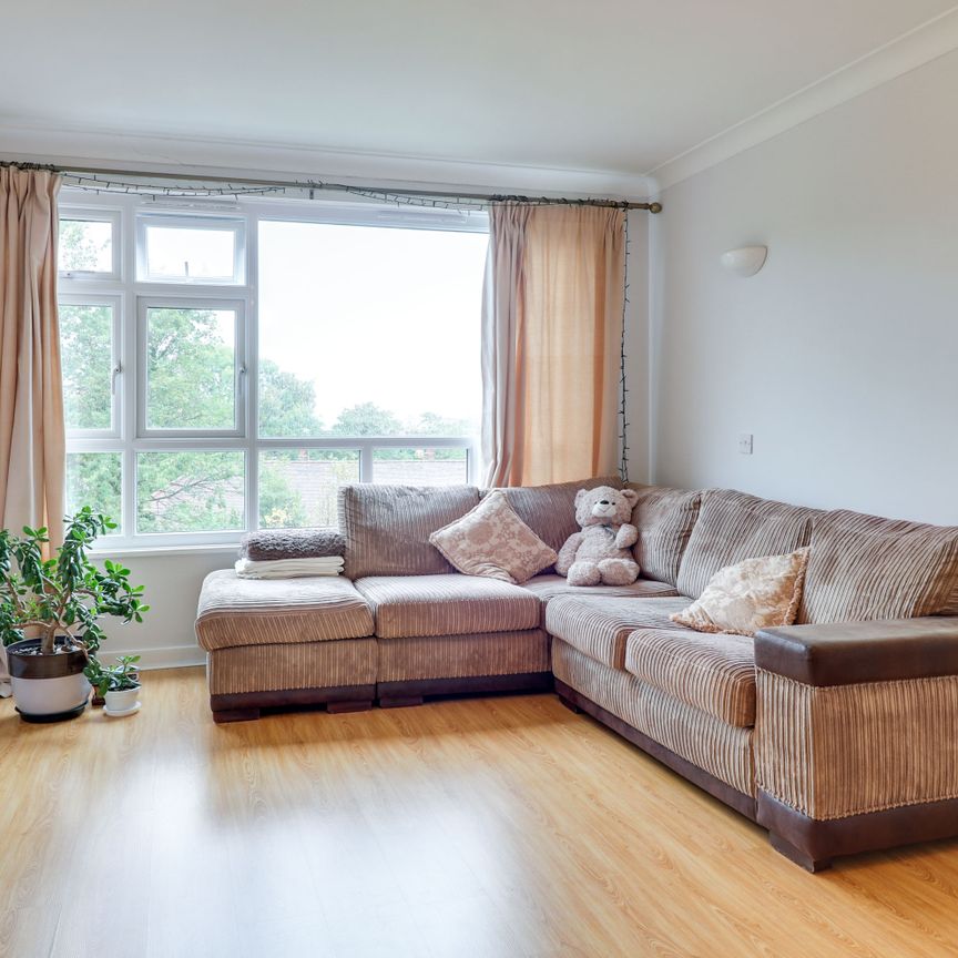 2 bedroom apartment to rent Chesterfield Court, Cranes Park, Surbiton, KT5 - Photo 1