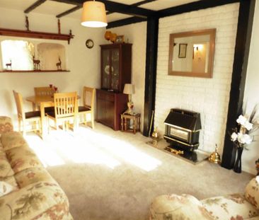 2 bedroom semi-detached bungalow to rent - Photo 5