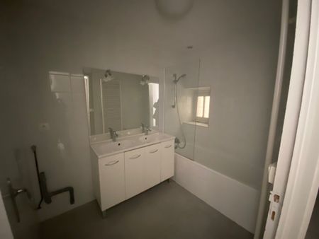APPARTEMENT T3 A LOUER - Photo 4