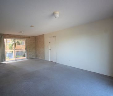 Live in the Heart of Mooloolaba! - Photo 3