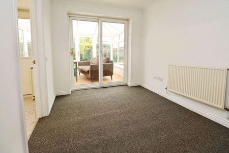 5 bedroom detached house to rent - Photo 3