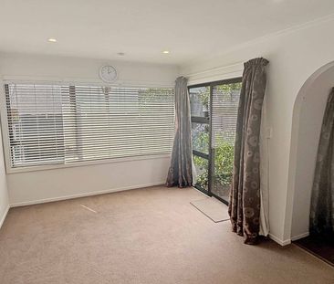 Tudor-Style Three-Bedroom Home in Prime Merivale Location - Photo 2