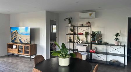 GLEN INNES, 1 BEDROOM - Photo 2