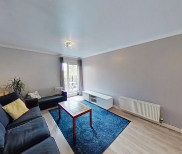 3 bedroom apartment to rent - Photo 4