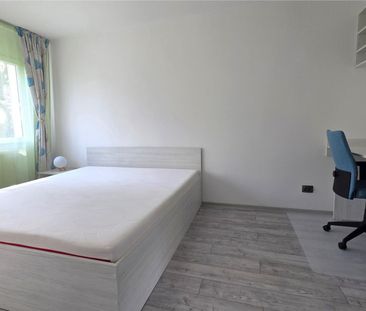 Astra, apartament mobilat si utilat modern - Photo 2