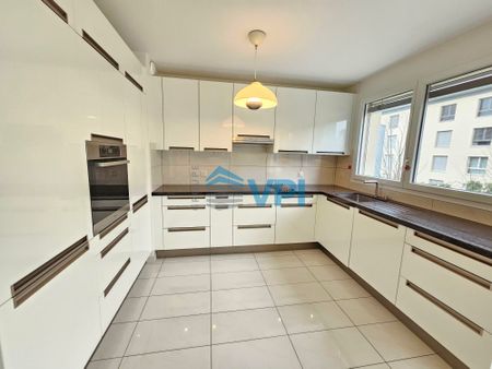 Magnificent 5-room apartment of approx. 126m2 on 1st floor - Photo 3