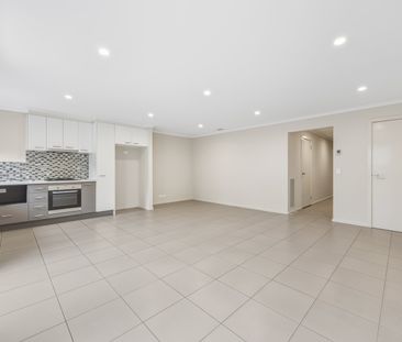 Situated In Quiet Canadian Location - Photo 6