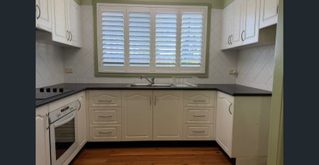 Well Maintained Three Bedroom Home - Photo 2