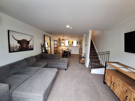 Furnished Parnell Townhouse - Photo 2