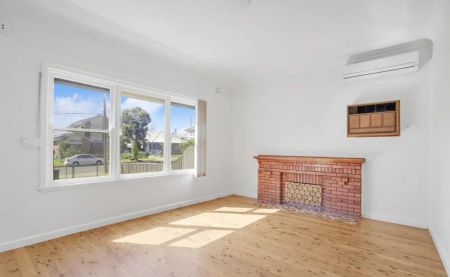 14 Linden Street, Mount Druitt NSW 2770 - Photo 2