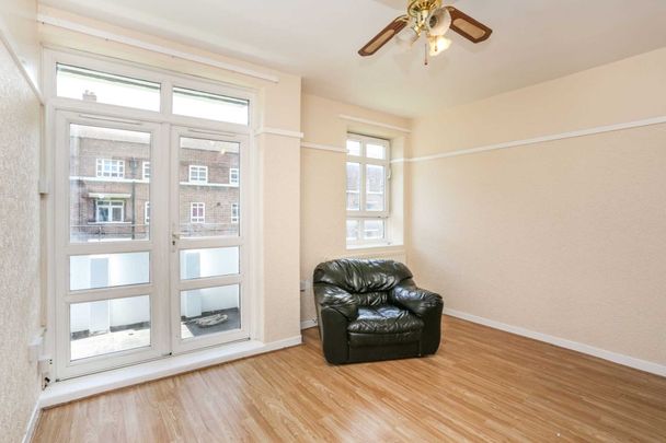 Price £2,500 pcm - Available 20/04/2026 - Unfurnished - Photo 1