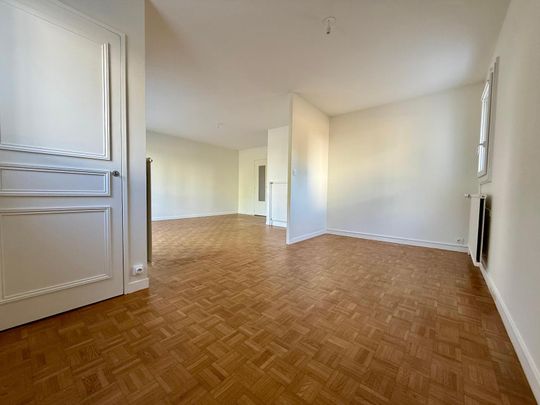 Location Appartement 3 pièces 80m² ST SEBASTIEN SUR LOIRE 44230 - Photo 1