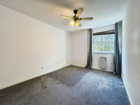 Wingate Court, Aldershot, Hampshire, GU11 1SU - Photo 3